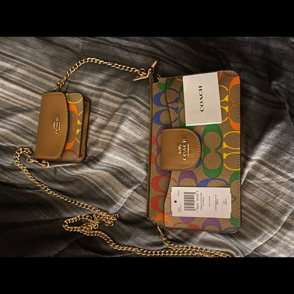 Selling purse wife does not like how it looksonher